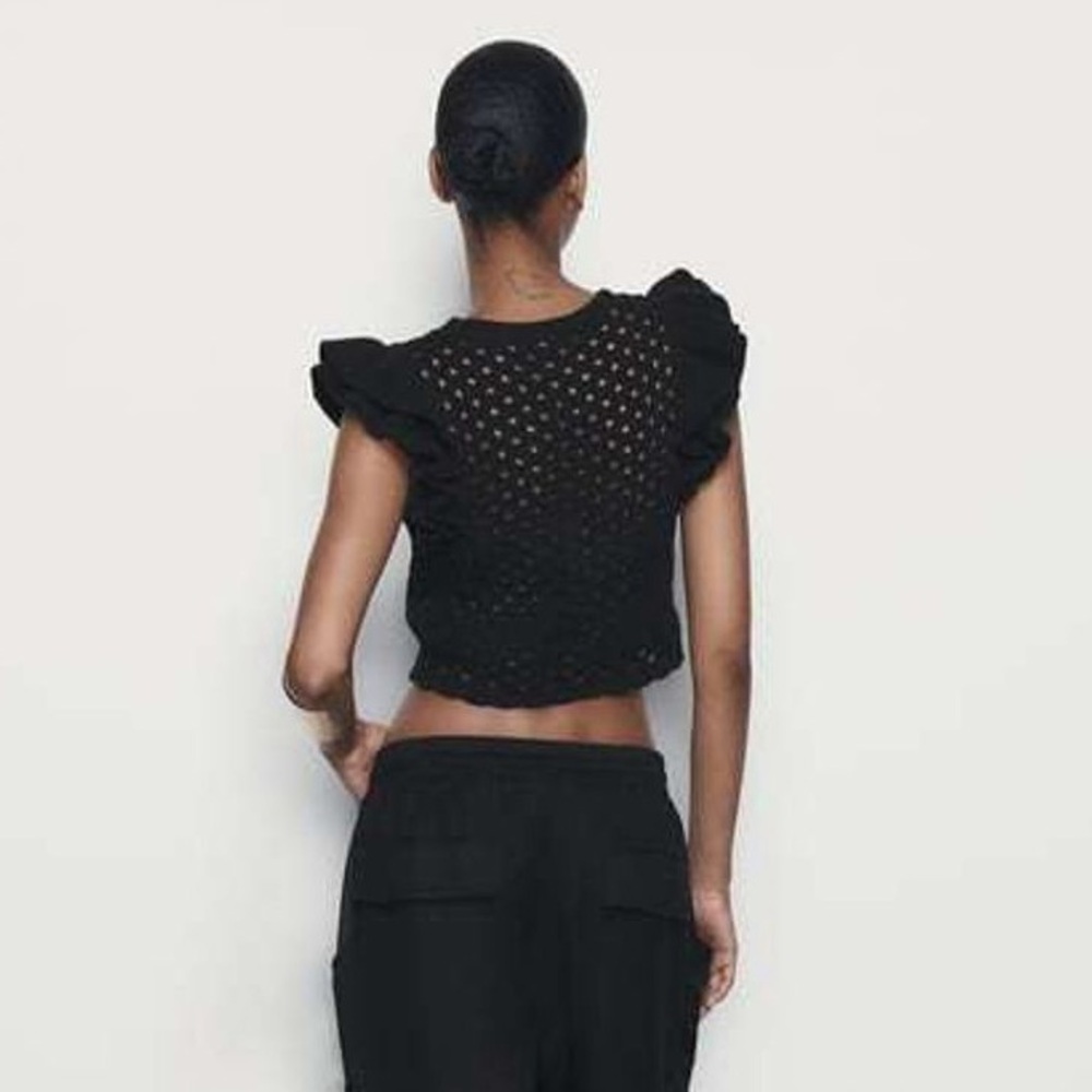 🔸NWT🔸Zara Chenille Ruffled Sleeve Knit Top - Picture 2 of 8